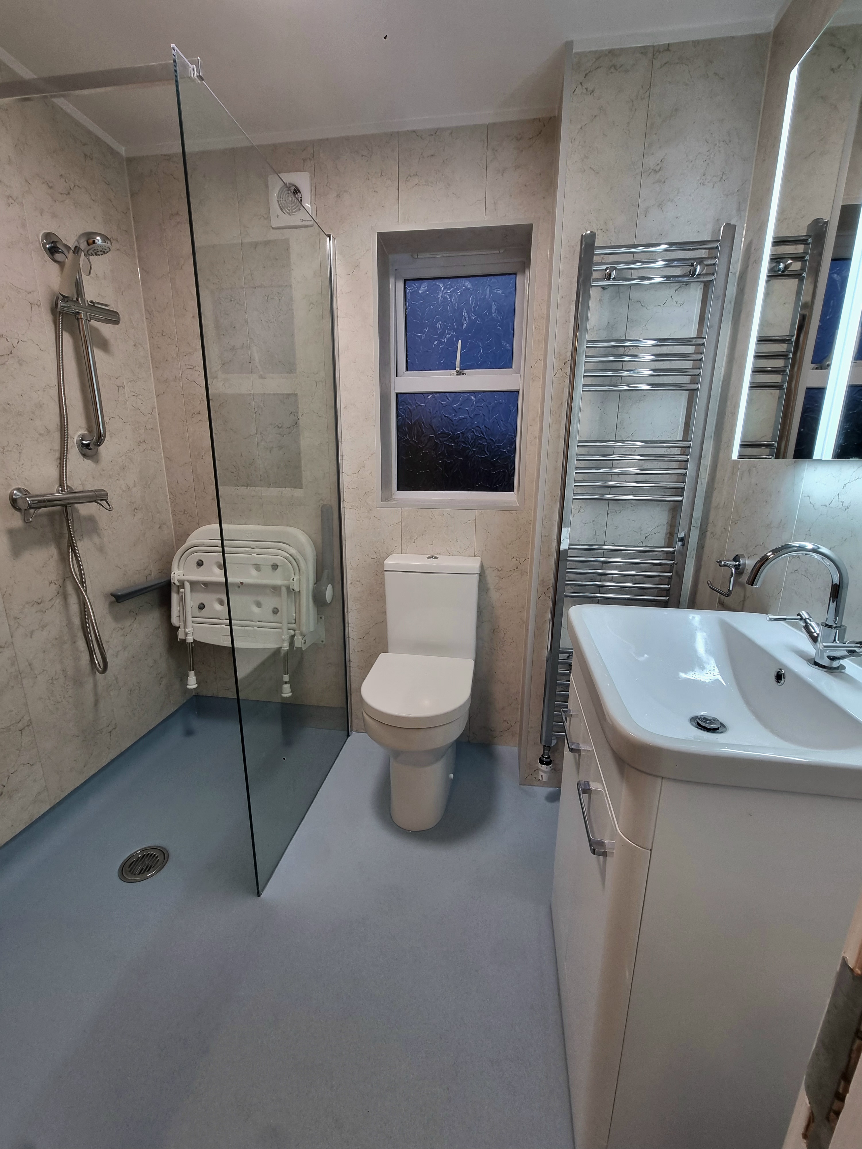 Accessible mobility wetrooms for wheelchair access and elderly bathing
